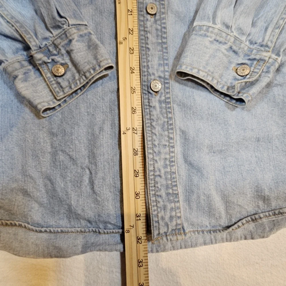 Levis Vintage Mens Button Up Shirt Denim Red Tab Large 2002